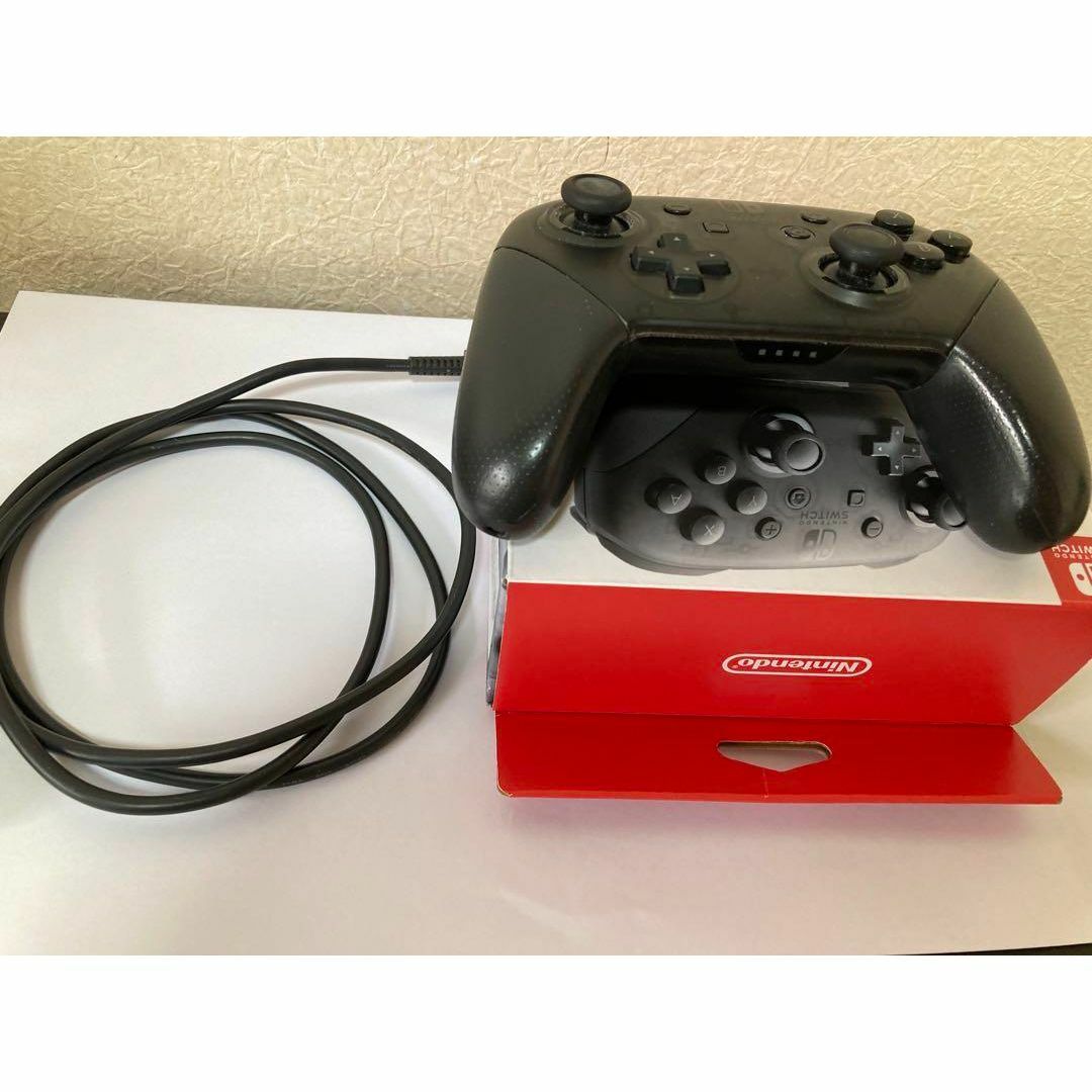 ジャンク　Nintendo NINTENDO SWITCH PROコントローラー エンタメ/ホビーのゲームソフト/ゲーム機本体(その他)の商品写真