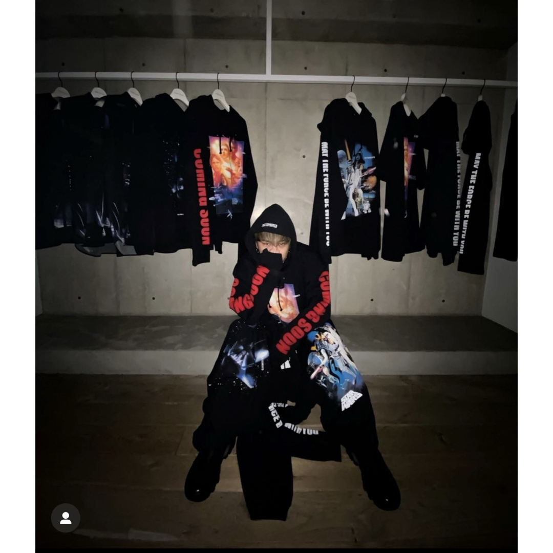 VETEMENTS(ヴェトモン)の新品 最安値 VETEMENTS STAR WARS  パーカー  フーディ肉厚 メンズのトップス(パーカー)の商品写真