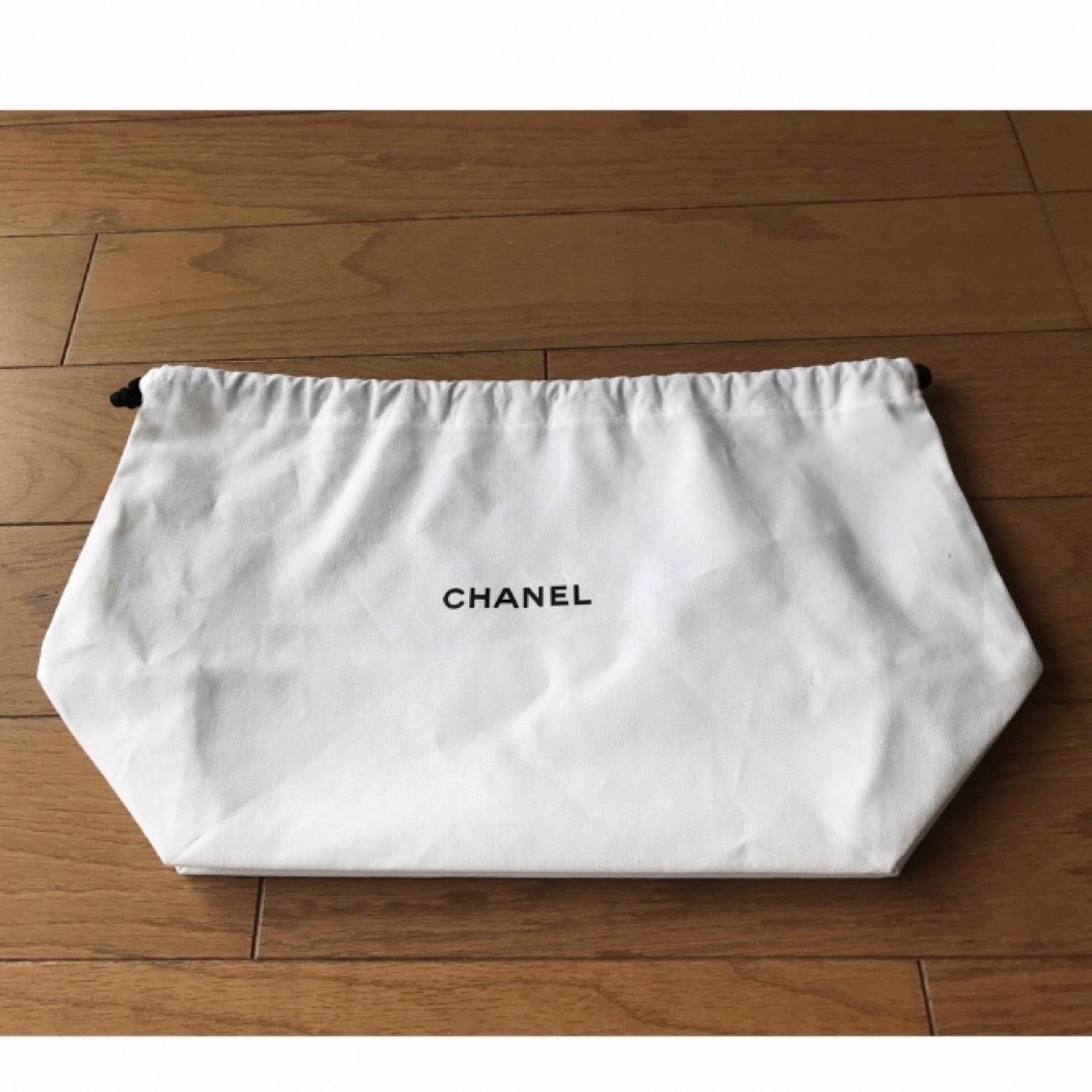 CHANEL(シャネル)のCHANEL 巾着 コスメ/美容の香水(その他)の商品写真