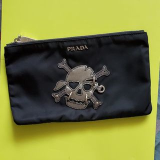 プラダ(PRADA)のPRADA　スカルポーチ(ポーチ)