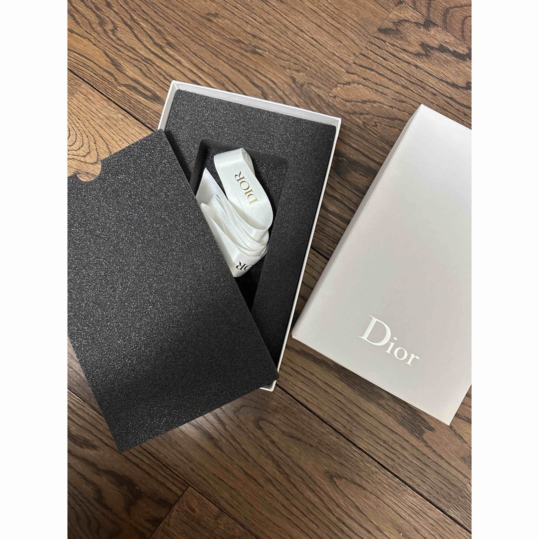 Dior(ディオール)のDIOR 空箱 コスメ/美容のスキンケア/基礎化粧品(その他)の商品写真