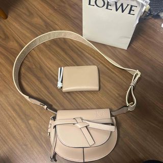 ロエベ(LOEWE)のロエベ　財布とかばん(財布)