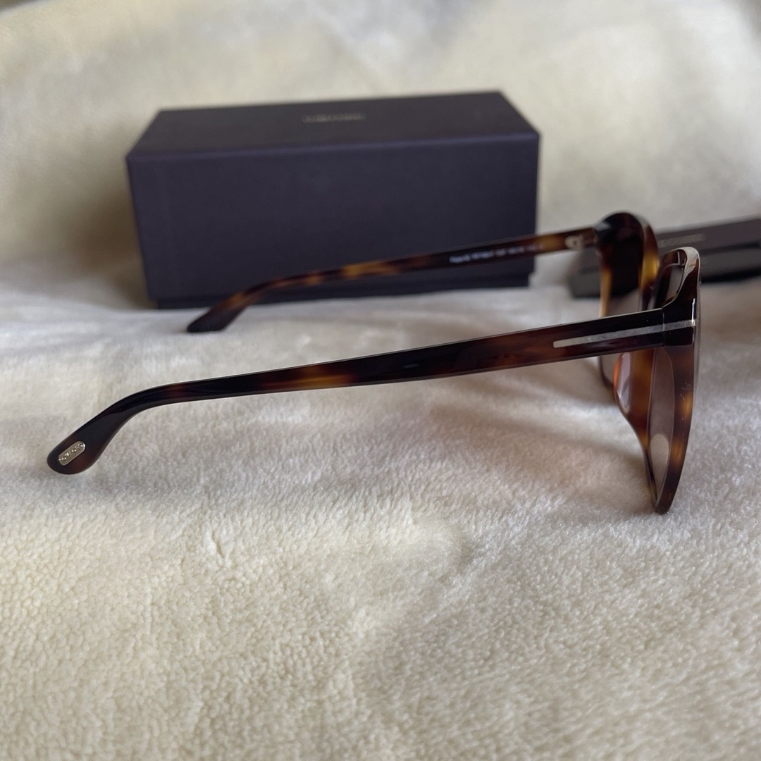 TOM FORD EYEWEAR(トムフォードアイウェア)のトムフォード　サングラス　コストコ購入品 レディースのファッション小物(サングラス/メガネ)の商品写真