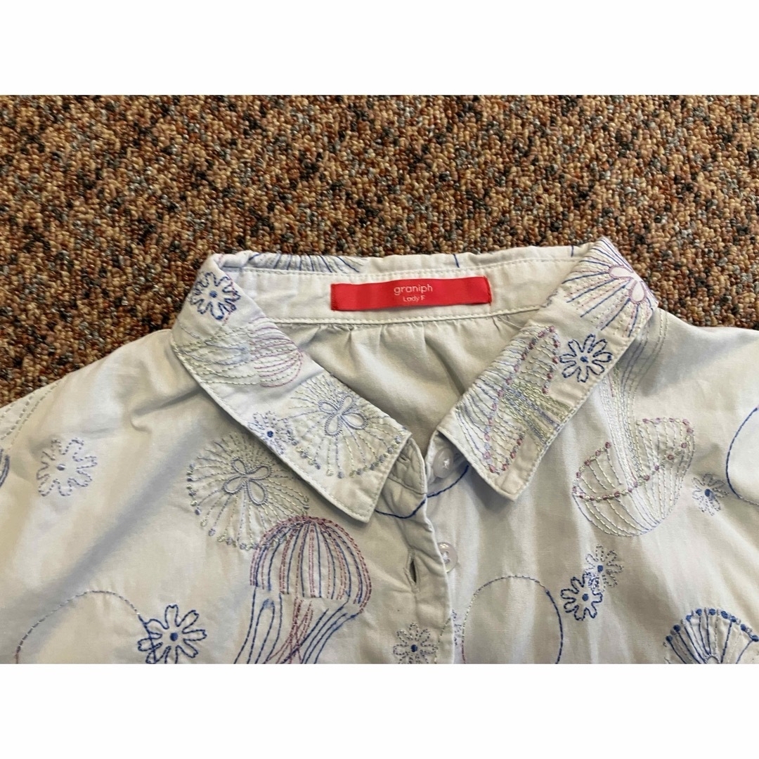 【お値下】graniph グラニフ　クラゲ刺繍ブラウス　フリーサイズ　綿100% レディースのトップス(シャツ/ブラウス(長袖/七分))の商品写真