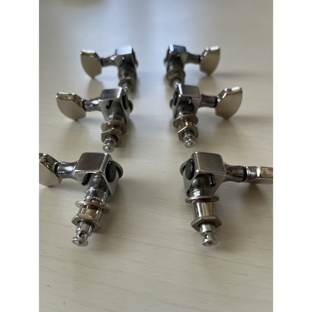 Sperzel Trim-Lok Guitar tuners Style #2 楽器のギター(パーツ)の商品写真