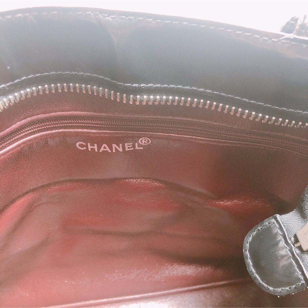 CHANEL(シャネル)のCHANEL シャネル ココマーク パテントレザー トートバッグ ブラック レディースのバッグ(トートバッグ)の商品写真