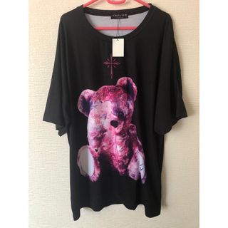 トラヴァストーキョー(TRAVAS TOKYO)のTRAVAS TOKYO bright bear クマ 熊 Tシャツ 黒 ピンク(Tシャツ(半袖/袖なし))