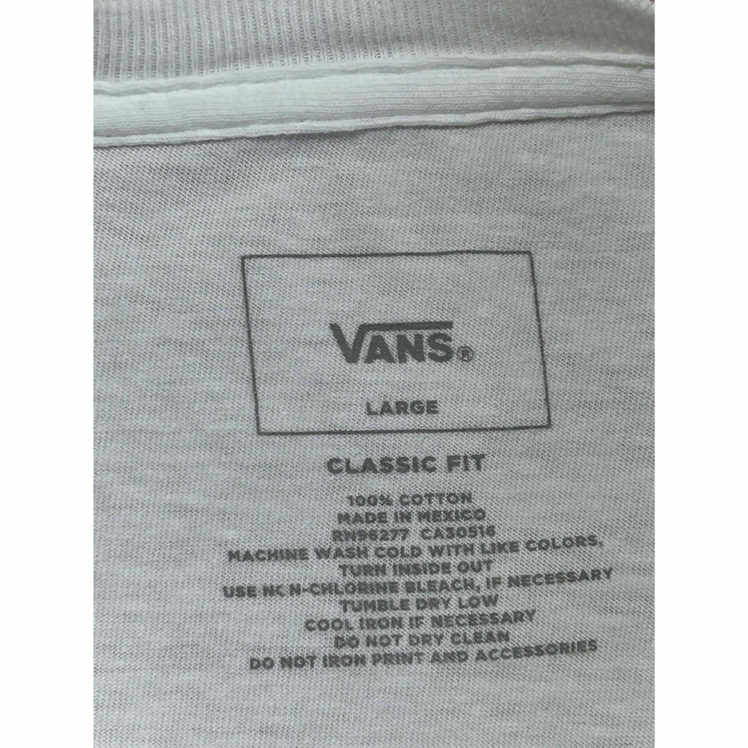 VANS(ヴァンズ)のVANS バンズ　さくらんぼ柄スリーブ　CLASSIC FIT長袖Tシャツ　L メンズのトップス(Tシャツ/カットソー(七分/長袖))の商品写真