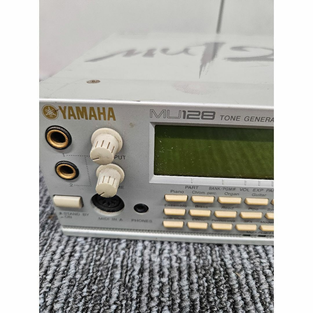 ヤマハ(ヤマハ)のYAMAHA　MU128　TONE　GENERATOR　動作未確認。 楽器のDTM/DAW(音源モジュール)の商品写真