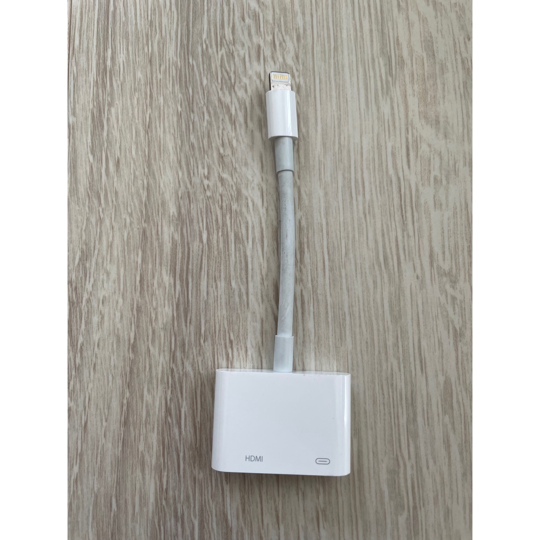 iPhone(アイフォーン)の【Apple純正】Lightning - Digital AVアダプタ　HDMI スマホ/家電/カメラのスマホアクセサリー(その他)の商品写真