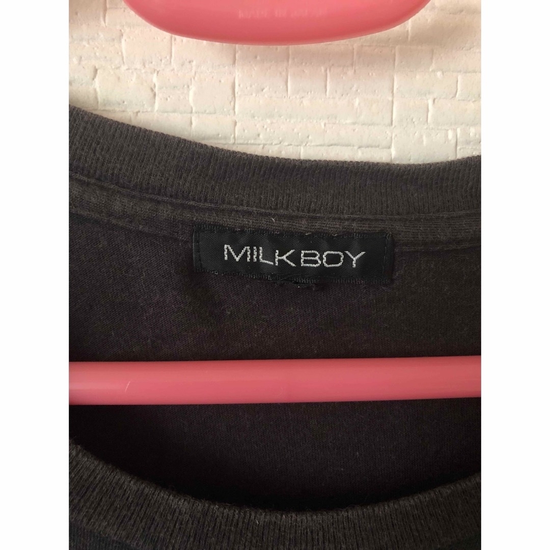 MILKBOY(ミルクボーイ)のmilkboy ミルクボーイ cat キャット 猫 ネコ Tシャツ ブラック レディースのトップス(Tシャツ(半袖/袖なし))の商品写真