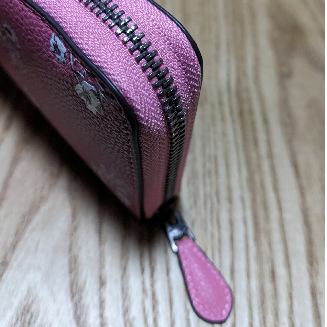 COACH(コーチ)のCOACH 長財布　ラウンドファスナー花柄ピンク レディースのファッション小物(財布)の商品写真