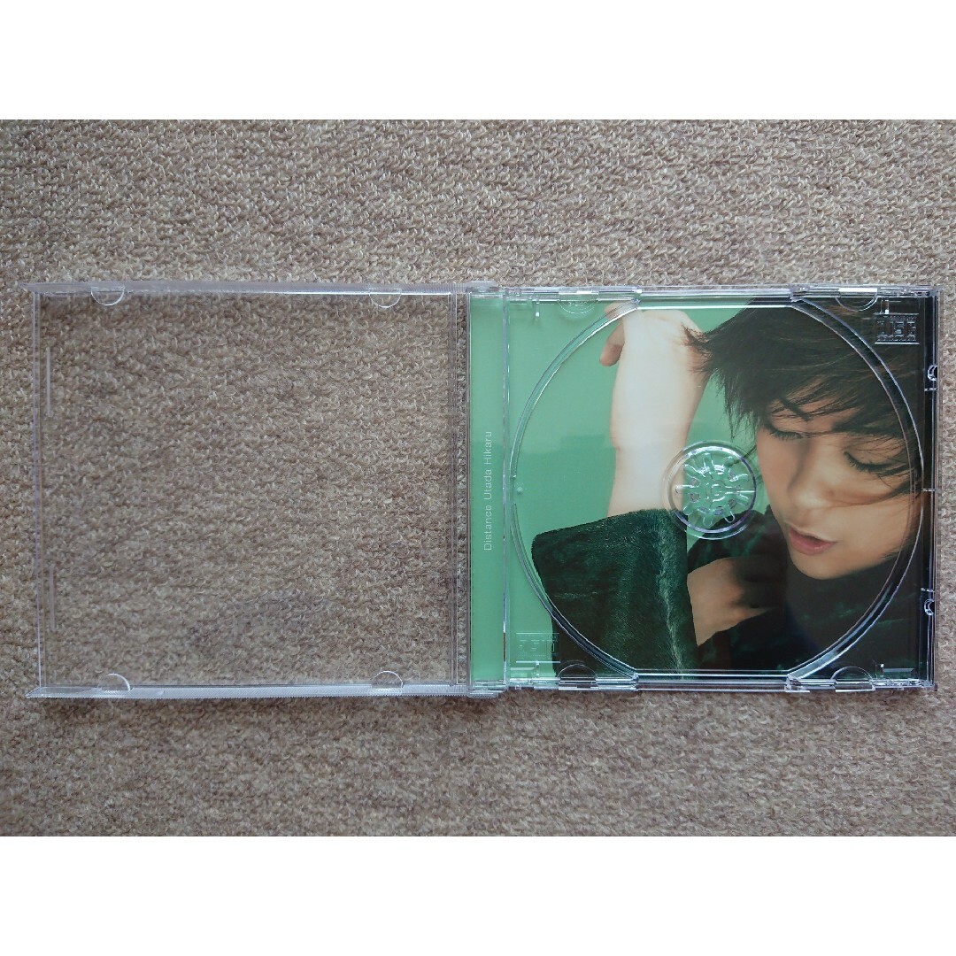 【美盤】宇多田ヒカル 「Distance」　帯付/アルバムCD エンタメ/ホビーのCD(ポップス/ロック(邦楽))の商品写真