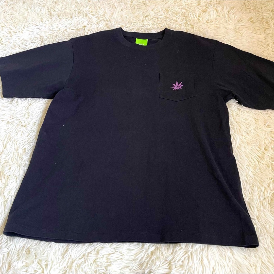 HUF(ハフ)のHUF　Tシャツ　半袖　黒　WEED刺繍　ポケット　20周年　入手困難　M メンズのトップス(Tシャツ/カットソー(半袖/袖なし))の商品写真