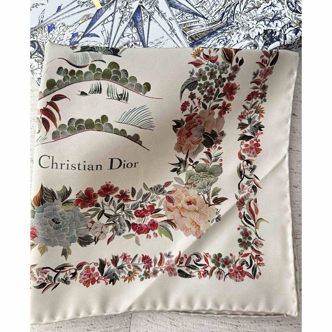 Christian Dior - Dior ディオール 90 スクエアスカーフ 新品未 Christian Dior - Dior ディオール 90 スクエアスカーフ 新品未