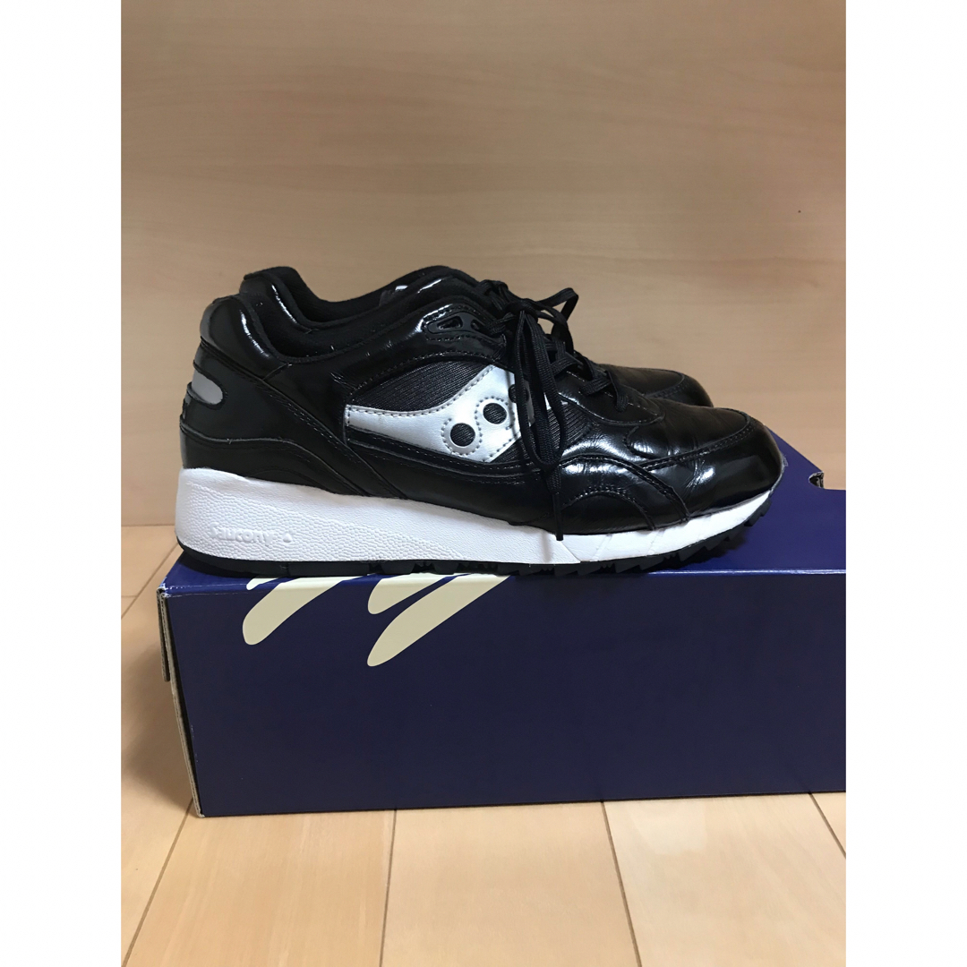 SAUCONY(サッカニー)のサッカニー エリート シャドー6000 パテントレザー 26.5cm メンズの靴/シューズ(スニーカー)の商品写真