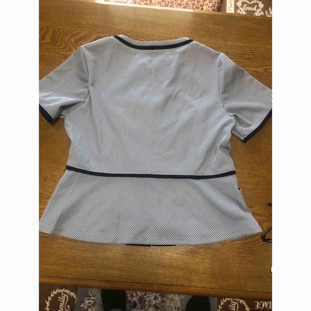 事務服オーバーブラウス レディースのトップス(シャツ/ブラウス(半袖/袖なし))の商品写真