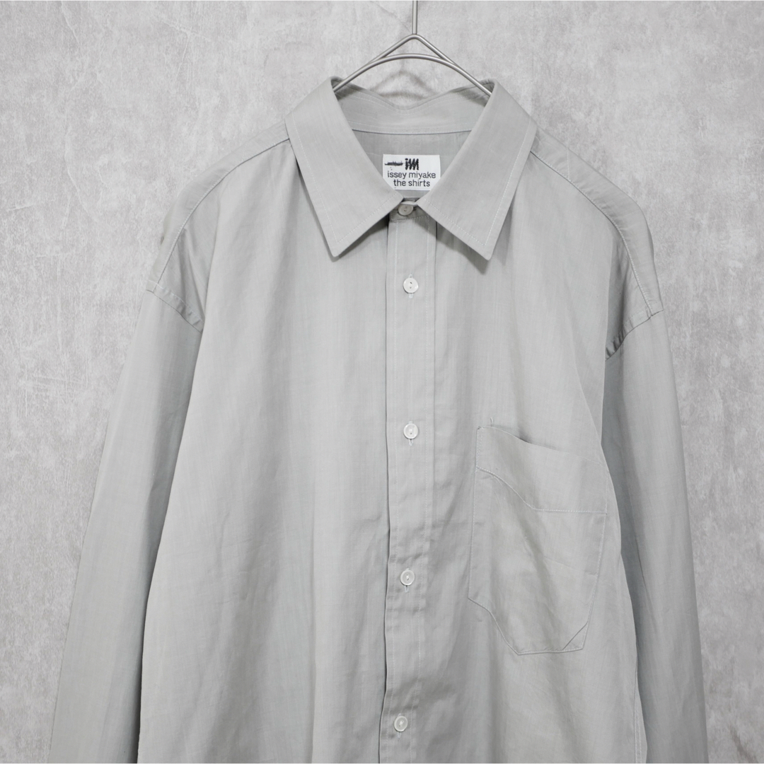 ISSEY MIYAKE MEN(イッセイミヤケメン)のissey miyake the shirts ハミルトン期バックデザインシャツ メンズのトップス(シャツ)の商品写真