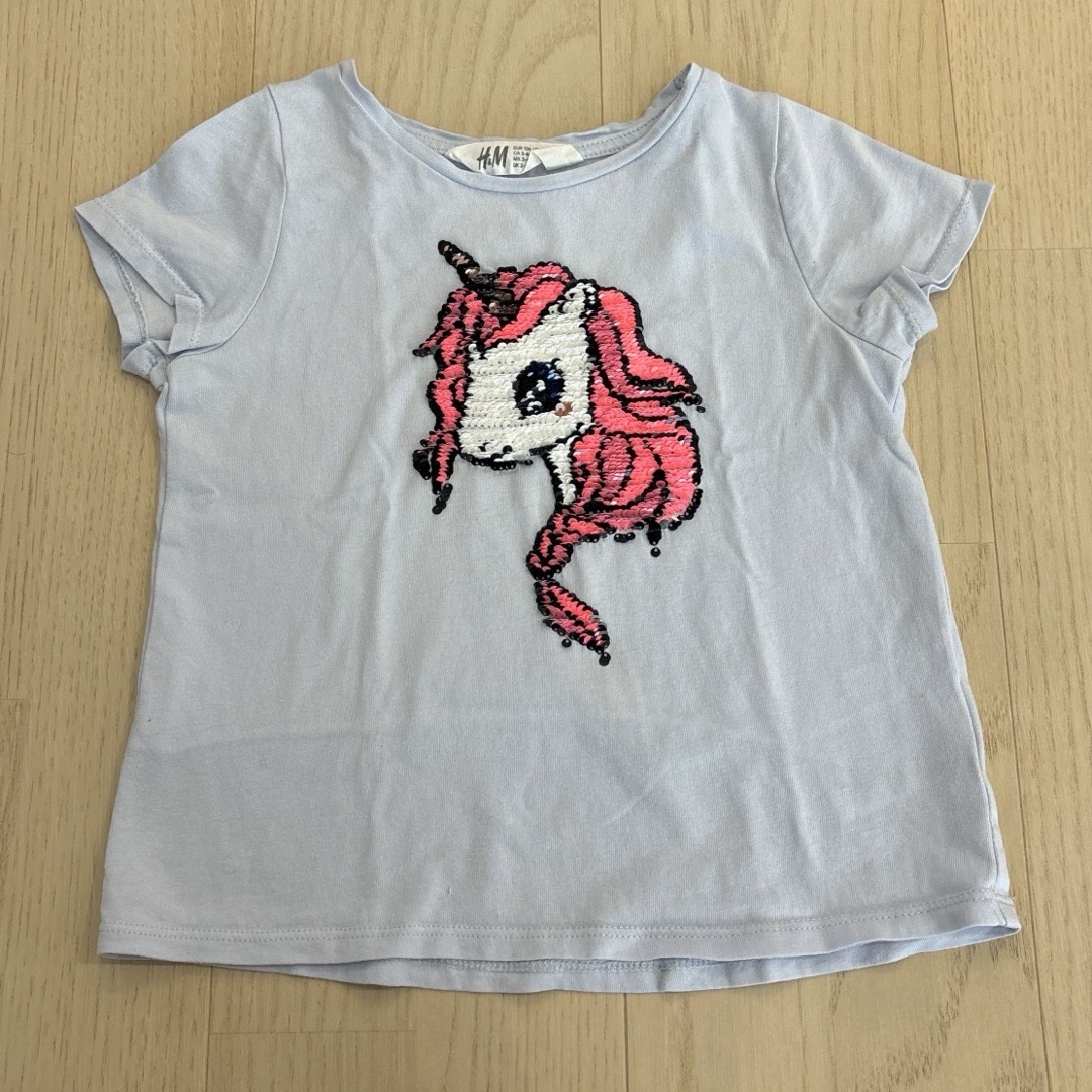 H&M(エイチアンドエム)のスパンコール　Tシャツ キッズ/ベビー/マタニティのキッズ服女の子用(90cm~)(Tシャツ/カットソー)の商品写真