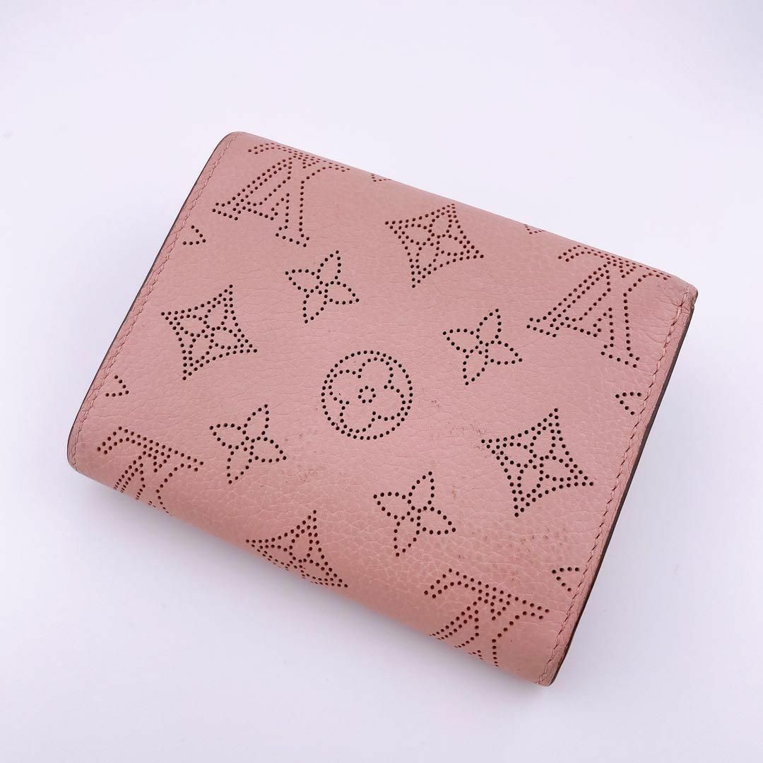 LOUIS VUITTON(ルイヴィトン)の【良品】ルイヴィトン M62541 マヒナ ポルトフォイユイリス コンパクト レディースのファッション小物(財布)の商品写真