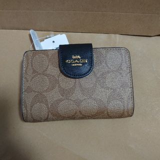 コーチ(COACH)のCOACH　新品　未使用　二つ折り財布(財布)