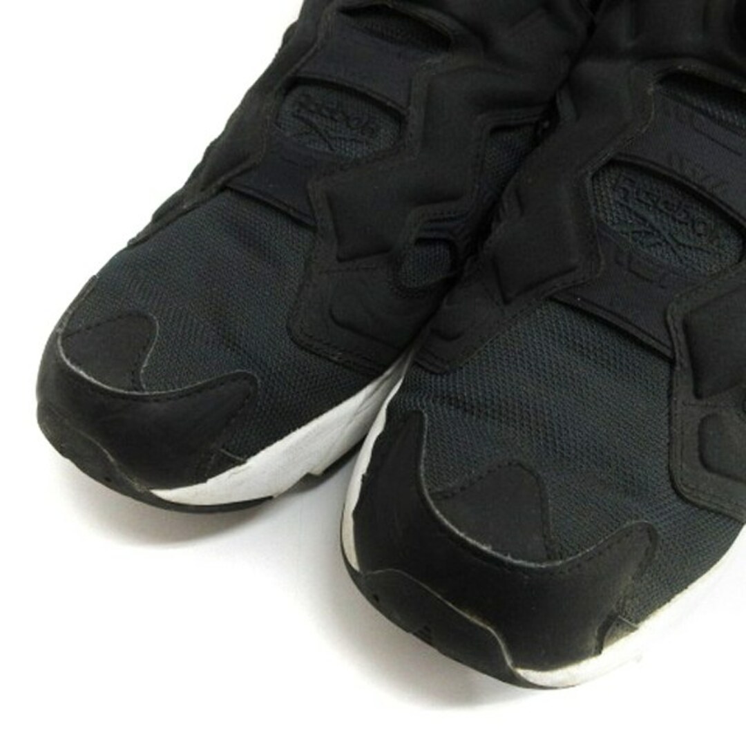 Reebok(リーボック)のリーボック インスタ ポンプフューリー スニーカー 27.5cm ブラック 靴 メンズの靴/シューズ(スニーカー)の商品写真