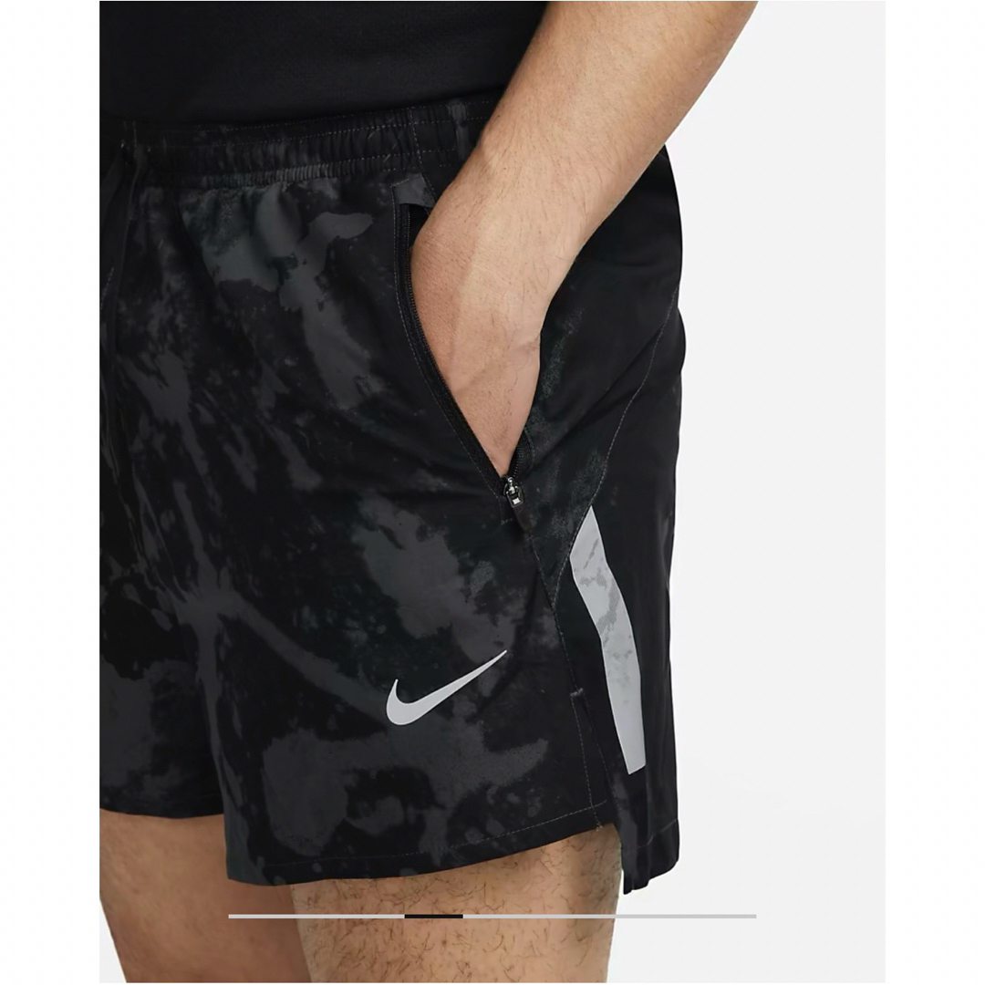 NIKE(ナイキ)のメンズ （イン ナー付き） ナイキ Dri-FIT ランディビジョンストライド メンズのパンツ(ショートパンツ)の商品写真