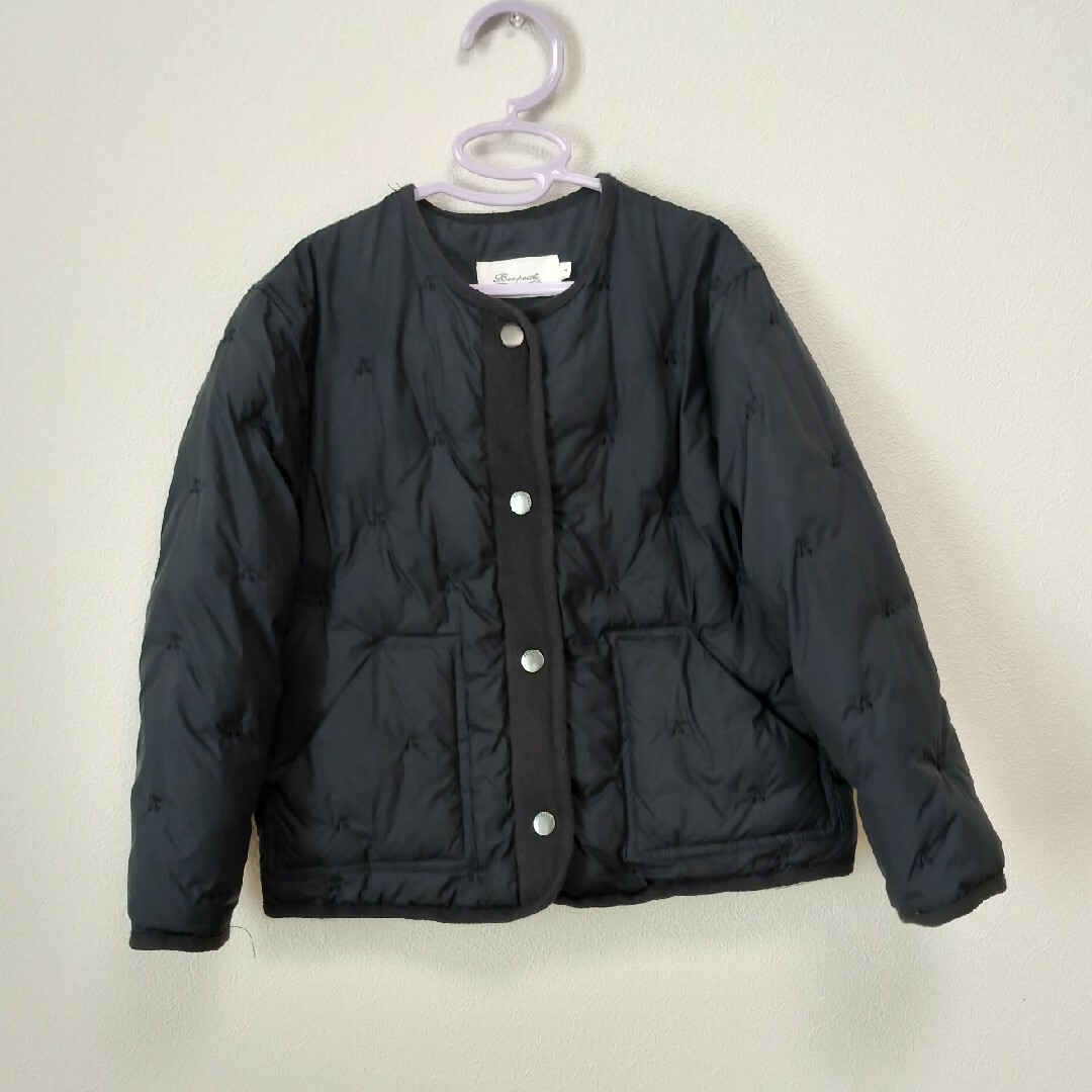 Bonpoint(ボンポワン)の【used】ボンポワンBonpoint　チェリー柄中綿コート　8A キッズ/ベビー/マタニティのキッズ服女の子用(90cm~)(ジャケット/上着)の商品写真