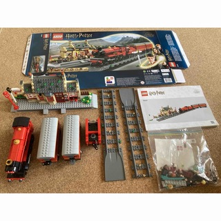 レゴ(Lego)の【LEGO】ハリーポッター　ホグワーツ特急とホグズミード駅76423(模型/プラモデル)