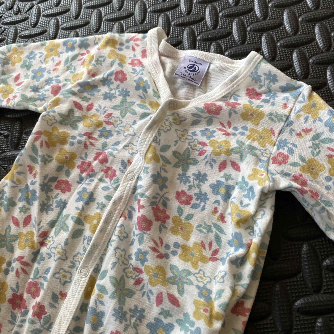 PETIT BATEAU(プチバトー)のpetitbateauベビー服 キッズ/ベビー/マタニティのベビー服(~85cm)(ロンパース)の商品写真