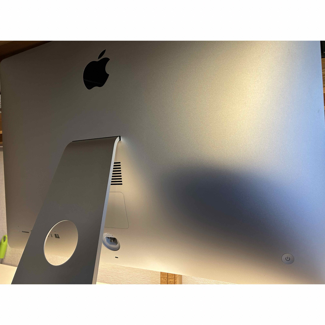 Apple(アップル)の【山本様専用】iMac Retina 5K, 27-inch, 2017 スマホ/家電/カメラのPC/タブレット(デスクトップ型PC)の商品写真