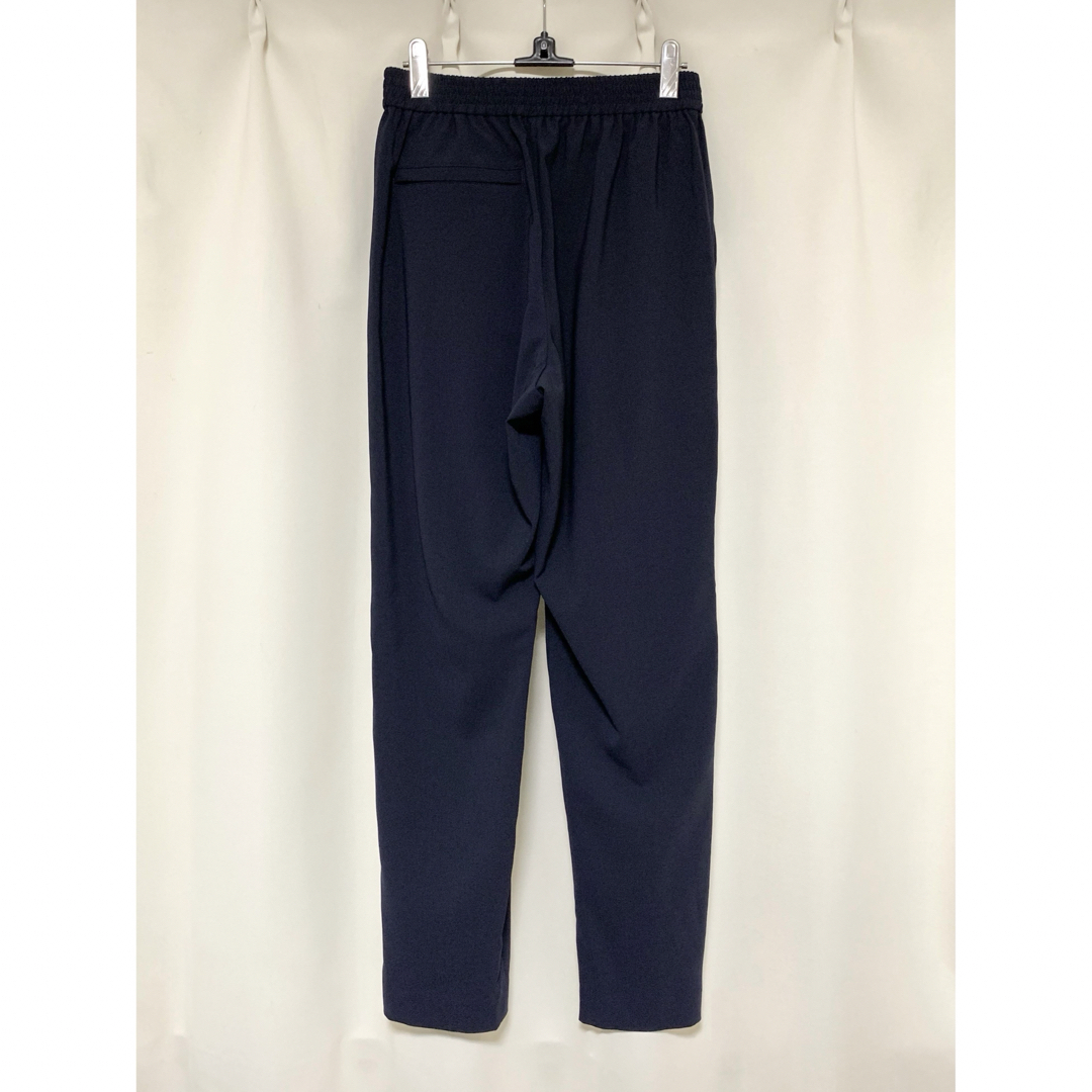 HYKE(ハイク)のHYKE STRETCH TAPERED PANTS ストレッチテーパードパンツ レディースのパンツ(カジュアルパンツ)の商品写真