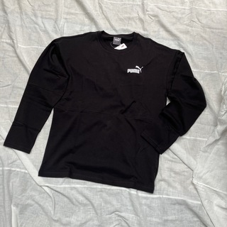 プーマ(PUMA)の新品未使用品　PUMA プーマ　XLサイズ　長袖Tシャツ　黒　カジュアル(Tシャツ/カットソー(七分/長袖))