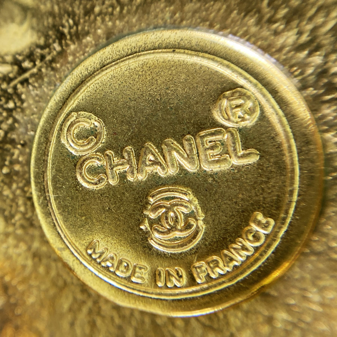 CHANEL(シャネル)のシャネル ロゴ ブレスレット レディースのアクセサリー(ブレスレット/バングル)の商品写真