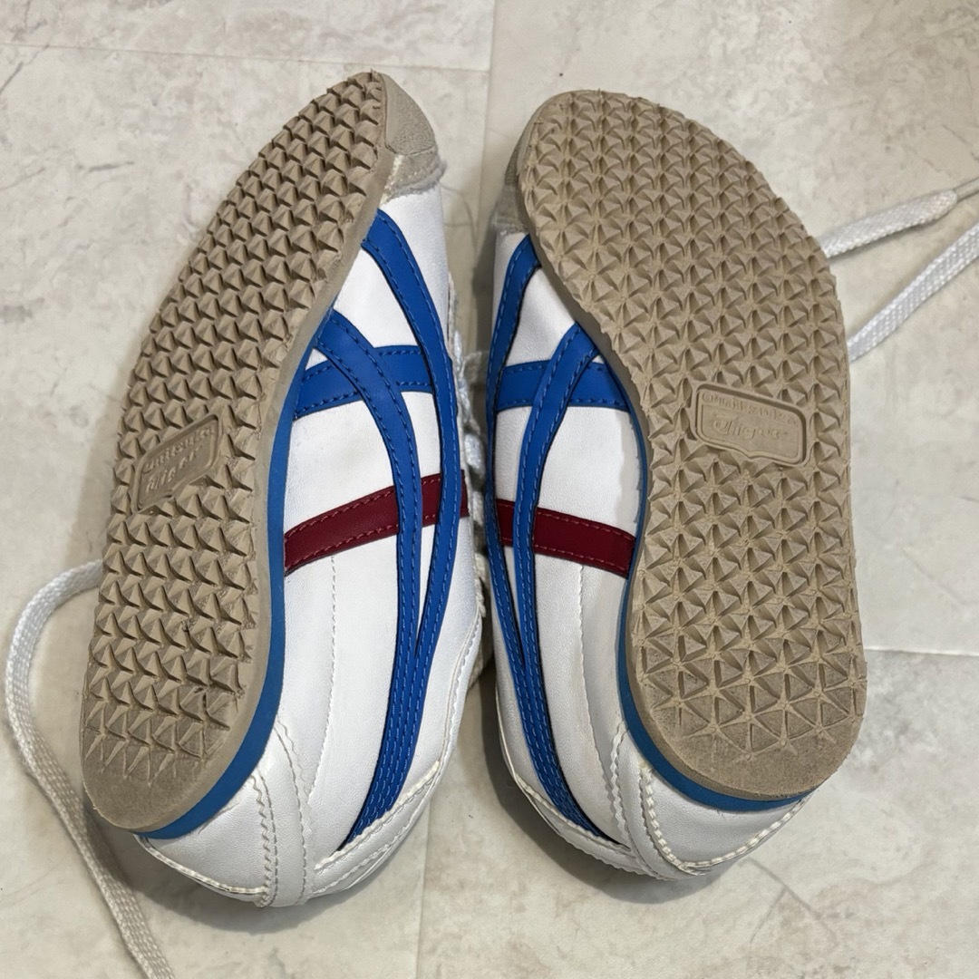 Onitsuka Tiger(オニツカタイガー)のオニツカタイガー　18.5cm  キッズ/ベビー/マタニティのキッズ靴/シューズ(15cm~)(スニーカー)の商品写真