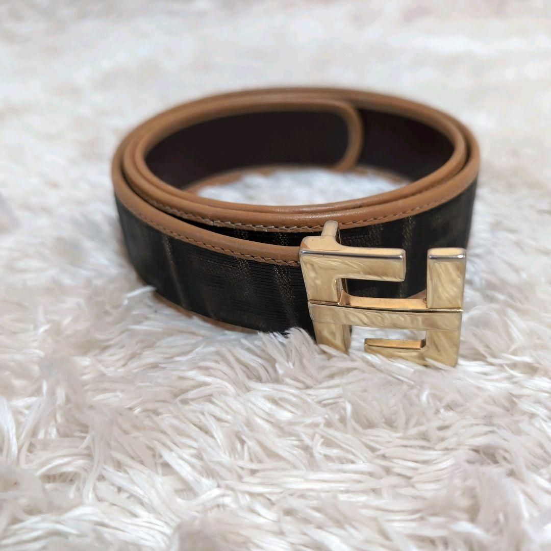 FENDI(フェンディ)のFENDIフェンディ　レザー　キャンバス　ズッカ柄　ロゴ　金具　ブラウン メンズのファッション小物(ベルト)の商品写真