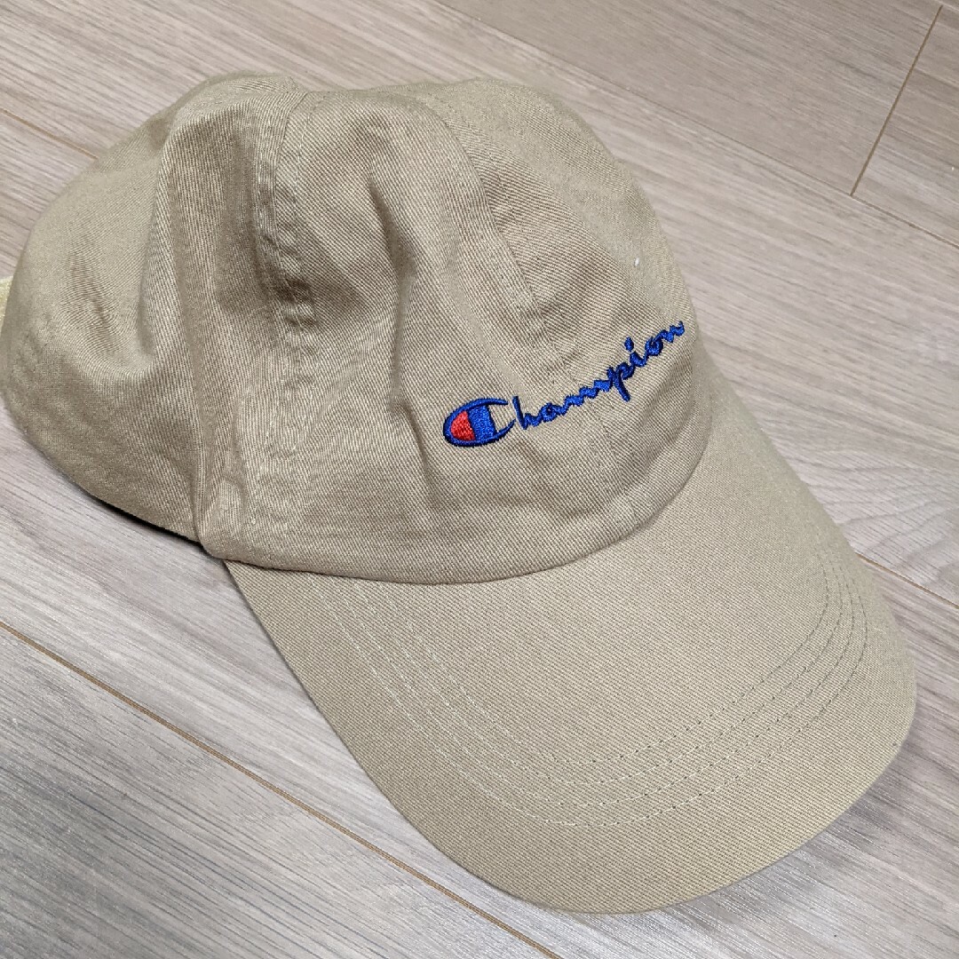 Champion(チャンピオン)のチャンピオン　キャップ　ベージュ レディースの帽子(キャップ)の商品写真