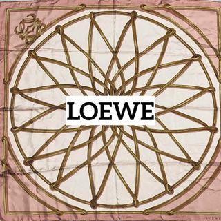 ロエベ(LOEWE)の★LOEWE★ スカーフ 大判 アナグラム レザー 花 シルク スモーキーピンク(バンダナ/スカーフ)