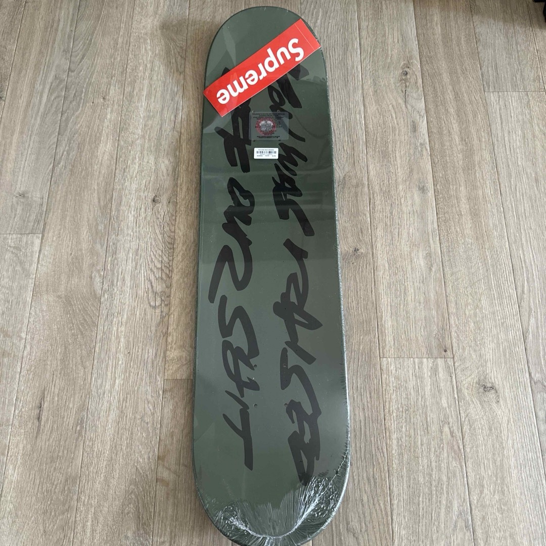 Supreme(シュプリーム)のSupreme Futura Skateboard Deck スケートボード スポーツ/アウトドアのスポーツ/アウトドア その他(スケートボード)の商品写真