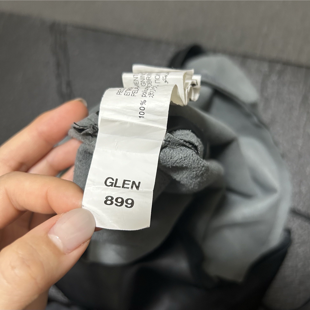 ZARA(ザラ)のZARA キャミ　ブラック　黒　レザー調　フェイクレザー　 ワンピース レディースのワンピース(ミニワンピース)の商品写真