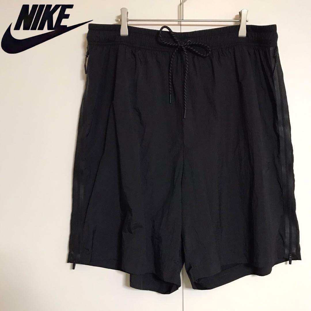 NIKE(ナイキ)の【ビッグサイズ】ナイキ　ロゴ入りナイロンショートパンツ　美品　H662 メンズのパンツ(ショートパンツ)の商品写真