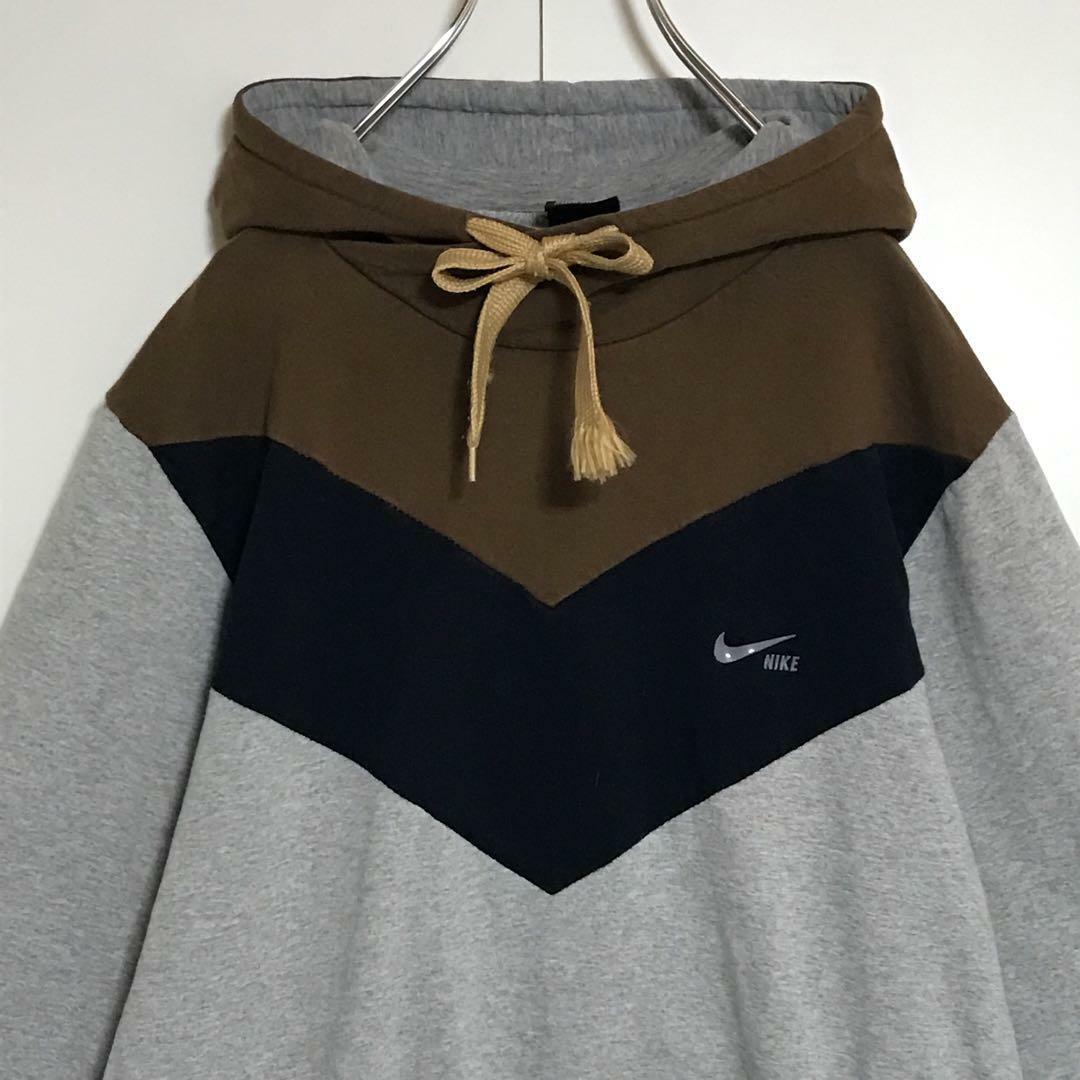 NIKE(ナイキ)の【ヴィンテージ古着】ナイキ　ロゴ入りハイネックパーカー　マルチカラー　C365 レディースのトップス(パーカー)の商品写真