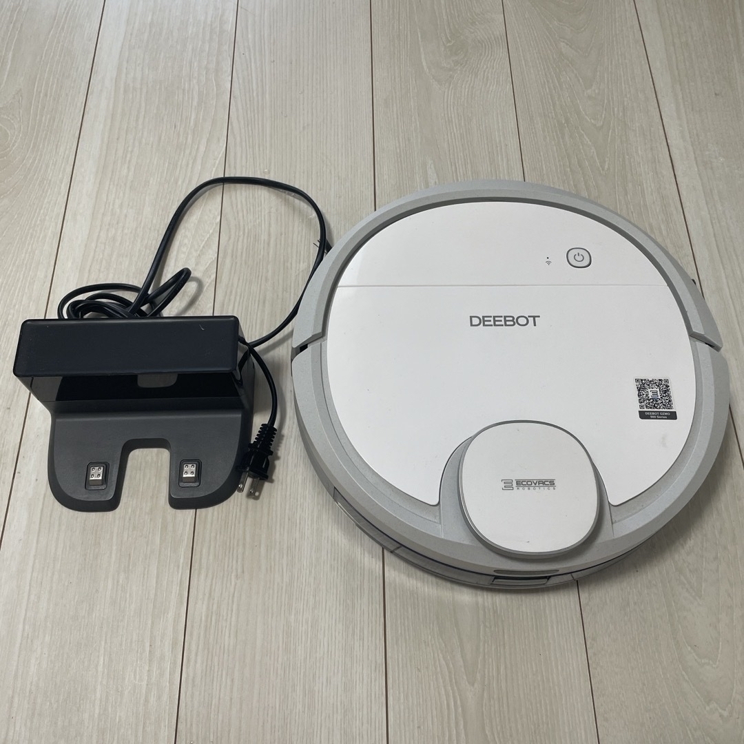 ECOVACS(エコバックス)のDEEBOT OZMO 901 ロボット掃除機 スマホ/家電/カメラの生活家電(掃除機)の商品写真