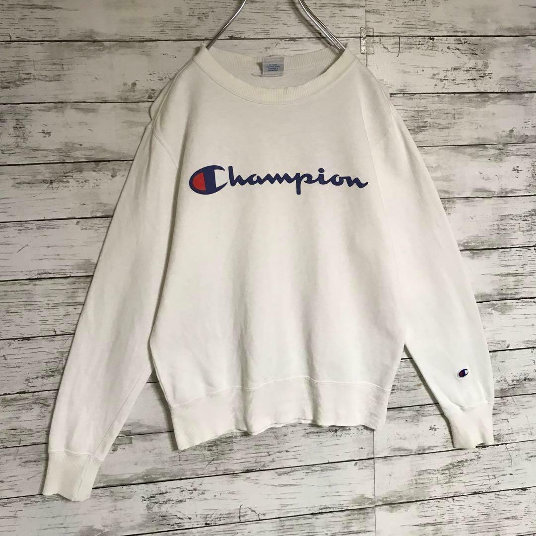 Champion(チャンピオン)の【人気定番】チャンピオン　センターデカロゴスウェット　裏パイル　白　F669 メンズのトップス(スウェット)の商品写真