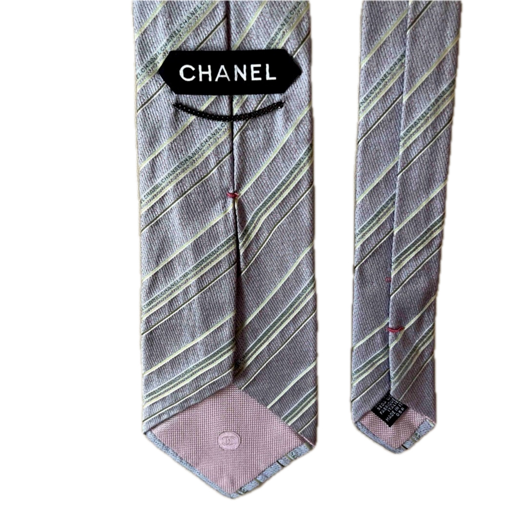 CHANEL(シャネル)のシャネルCHANEL シルクネクタイ　ストライプ メンズのファッション小物(ネクタイ)の商品写真