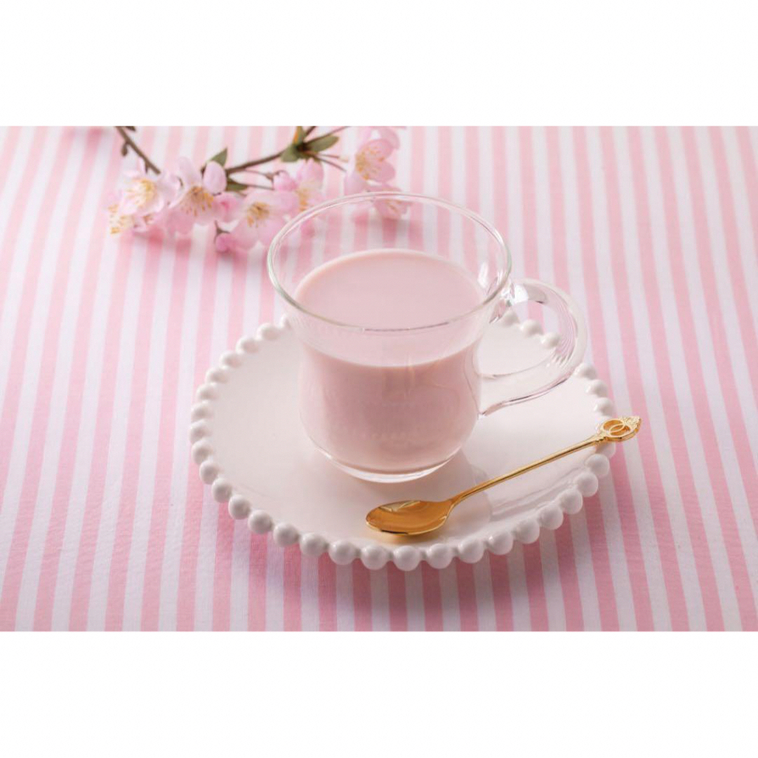 Wサクラ・プラス 業務用❤︎製菓　桜パウダー　桜の花塩漬け　桜ラテ 強力粉  食品/飲料/酒の食品(その他)の商品写真