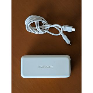 ラブパワー(RAVPower)のRAVPower モバイルバッテリー 10000mAh 29W 美品(バッテリー/充電器)