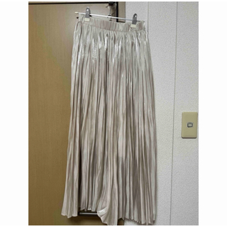 GRL - 【5/5処分】GRL サテンプリーツスカート 新品タグ付き