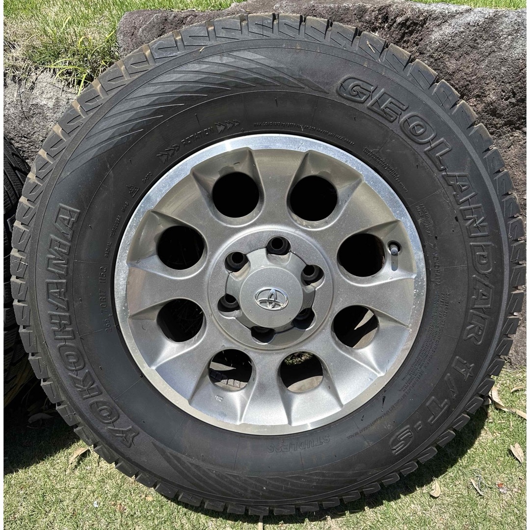 ヨコハマ - 265/70R17 スタッドレスタイヤ タイヤ&ホイール4本 ヨコハマ - 265/70R17 スタッドレスタイヤ タイヤ&ホイール4本