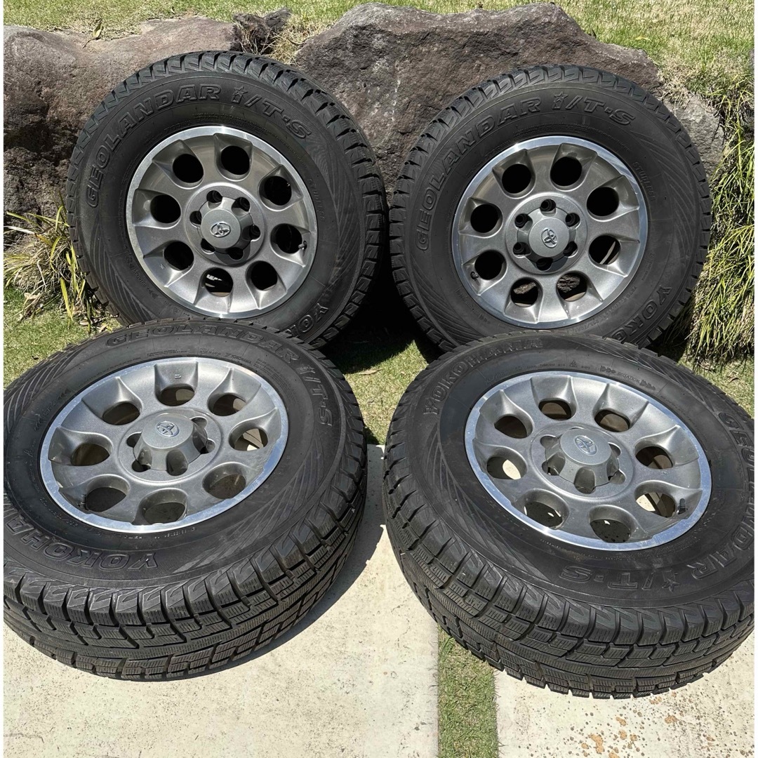 ヨコハマ - 265/70R17 スタッドレスタイヤ タイヤ&ホイール4本 ヨコハマ - 265/70R17 スタッドレスタイヤ タイヤ&ホイール4本